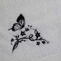 Handtuch Schmetterling mit Wunschnamen Bild 2