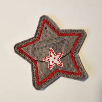 Geschenkanhänger STERN "Doodle-Stern" in grau mit weiß-roten Pünktchen von he-ART by helen hesse Bild 5