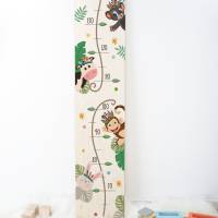 Holz - Messleiste für Kinder, personalisiert mit Name und Datum, Geschenk zur Geburt, Motiv: Messlatte Tiere Bild 1