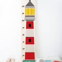 Holz - Messleiste für Kinder, personalisiert mit Name und Datum, Messlatte für Kinder, Motiv: Leuchtturm Bild 1