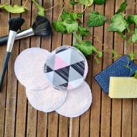 nachhaltige waschbare Kosmetikpads aus weicher Baumwolle - statt Wattepads zum Abschminken, Gesichtsreinigung -Pflege Bild 2