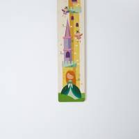 Holz - Messleiste für Kinder, personalisiert mit Name und Datum, Messlatte für Kinder, Motiv: Fee Schloß Bild 5