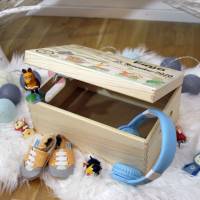 Erinnerungskiste Baby, aus Holz, Erinnerungsbox, personalisierbar mit Name und Datum, individuelle Holzkiste mit Deckel Bild 7