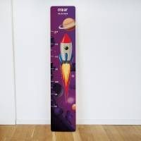 Holz - Messleiste für Kinder, personalisiert mit Name und Datum, Messlatte für Kinder, Motiv: Weltraum Rakete Bild 6