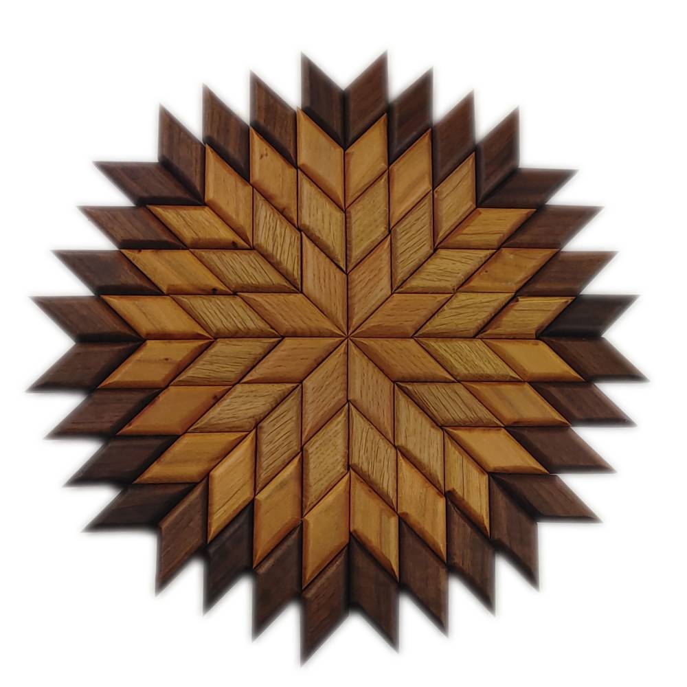Großer Stern Sonne Energie Kraft Symbol Natur Mosaik aus Holz massiv Nussbaum Eiche Buche hangemacht Bild 1
