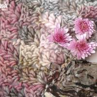 Schal, Häkelschal, rosa, grau, beige, Wollmischung, Handarbeit, gehäkelt Bild 3