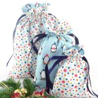 weihnachtliche Geschenkbeutel im 3er-Pack mit Pinguinen | Geschenkverpackung aus Stoff | Nikolaus Säckchen Bild 3