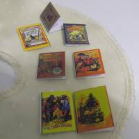 Miniatur Bilderbücher Märchenbücher  für das Puppenhaus oder Elfenreich   zur Dekoration oder zum Basteln - Puppenhaus Bild 1