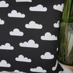 Kissen schwarz weiß, Dekokissen Wolken, Zierkissen, Kissen, 50x50 cm Bild 1