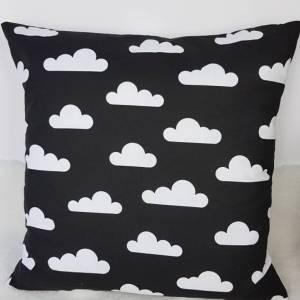 Kissen schwarz weiß, Dekokissen Wolken, Zierkissen, Kissen, 50x50 cm Bild 2