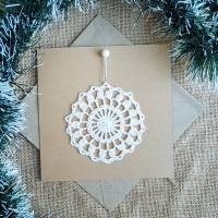 weihnachtskarten handgemacht mit Schneeflocken weis beige Glitzer modern klappkarte mit Kuvert natur exklusiv Bild 4