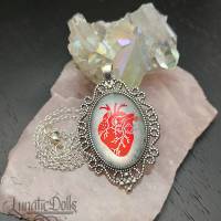 Halskette mit Anhänger "Anatomisches Herz" mit holografischem Effekt und Metallicdruck Bild 2