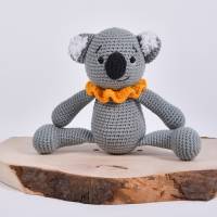 Handgefertigter gehäkelter Amigurumi Kuscheltier Koala "KOKO" aus Baumwolle, Ideal als Geschenk zur Geburt und O Bild 1
