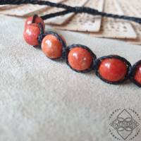 Armband mit roten Schaumkorallen-Perlen - extra groß/lang - Unisex - größenverstellbar - Makramee Bild 3