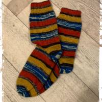 Handgestrickte Socken aus hochwertigen Materialien in Größe 44/45! Bild 1