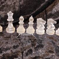11 B-Ware Schachfiguren Bild 1