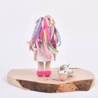 Handgefertigte gehäkelte Puppe "MILA" aus Baumwolle Bild 5