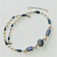 Perlenkette weiß handgemacht mit Sodalith und Lapslazuli blau Collier Weihnachtsgeschenk Kette Bild 8