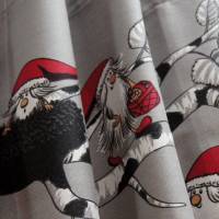 Nr. 1542 Scheibengardine, Weihnachtsgardine,"Weihnachtswichtel auf dem Ast", graugrundig, rot, weiß, schwarz Bild 6