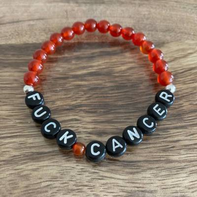 Statement-Armband „Fuck Cancer“ - aus Karneol