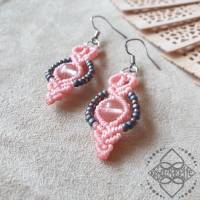 Ohrring-Paar mit zartrosa Erbeerquarz- und verschiedenen Glasperlen in rosa - 925 Silber - Makramee Bild 2