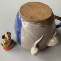 RechtshänderTasse mit süßen Mäuschen auf dem Rand, für Kaffee, Tee, getöpferte Tasse, Handarbeit, Tontasse, Maus, Mausi, Bild 5