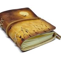 Lederbuch – Soft OX Antique Lion – Kitty – Nightlife in town - Kompaktes Tagebuch oder Notizbuch Bild 2