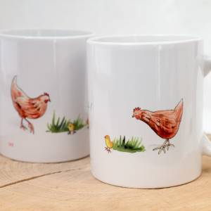 Hühner Frühstückstasse, Tasse mit braunen Hühnern, Kaffeetasse Personalisierbar, Geschenk zum Geburtstag und Weihnachten Bild 1