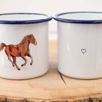 Emaille-Tasse mit Pferd, Geschenk Tasse mit Pferde Motiv, Kindertasse zum Geburtstag, personalisierbar Bild 2