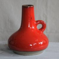 rote Vase mit Griff 60er Jahre Mid Century Bild 1