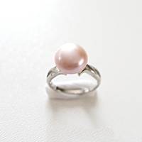Klassischer Silberring mit großer rosa Perle Bild 3