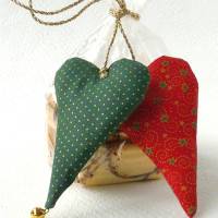 Herzen, 2 Stück, rot und grün, Weihnachtsdekoration, Aufhänger, Baumschmuck, Handarbeit, genäht Bild 2