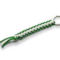 Schlüsselanhänger Taschenbaumler Taschenanhänger in typischen Vereinsfarben **Grün Weiß** Bild 1