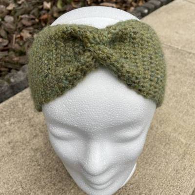 kuschelig warmes Stirnband in grün