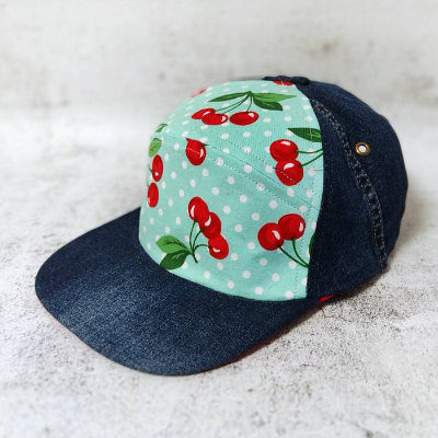 6-Panel-Cap Upcycling | CHERRYDOT | Snapback Schnallenverschluss, Flat-Visor | Kinder/Teens (KU 55-59cm) | RÄUBERKIND