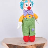 Handgefertigte gehäkelte Puppe Clown "MALEK" aus Baumwolle Bild 1