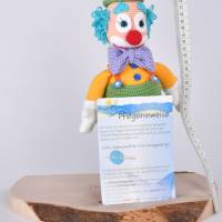 Handgefertigte gehäkelte Puppe Clown "MALEK" aus Baumwolle Bild 3