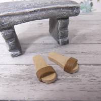 Miniatur Garten Holzpantoffeln, Pantoffeln, Schlappen Dekoration oder zum Basteln für den Feengarten Bild 1