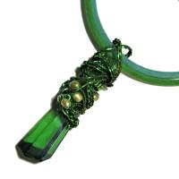 Collier mit Glas Anhänger upcycling khaki grün boho chic in wirework handmade Geschenk für sie Weihnachtsgeschenk Bild 2