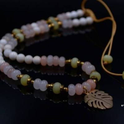 Damen Halskette aus Edelsteinen Perlmutt Quarz und Hämatit mit Knotenverschluss, Länge 43 cm