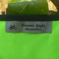Gelb Grüne Fahrradweste FAHRRÄDER mit leuchtenden reflektierenden Streifen und schöner Borte. Sicher Fahrrad fahren. Bild 4