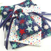 blaue Geschenkbeutel im 3er-Pack mit Skandinavischen Sternen | Geschenkverpackung aus Stoff | Wendebeutel Bild 5