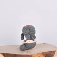 Handgefertigter und gehäkelter Elefant LILLY aus Baumwolle, Kuscheltier, für Kinder Bild 3