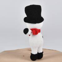Handgefertigte gehäkelte Puppe Schneemann "OLAF" aus Baumwolle, Kuscheltier, für Kinder, Weihnachtsdeko Bild 3