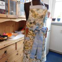 florale hellblaue Damenkochschürze , Küchenschürze , Backschürze Bild 5