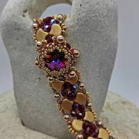 Wunderschönes, edles Armband in Handarbeit gefertigt in Siam Rot und Gold Matt. Toller Blickfang Bild 6