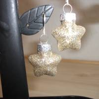 Weihnachtskugel-Ohrringe, Christbaumkugeln, Weihnachtskugeln, Ohrringe Sterne gold glitzer Bild 1