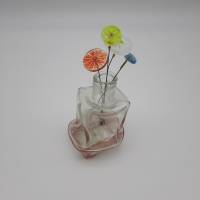 Vase aus einer verformten Glasflasche. Blumenvase, Wohn-Deko! Bild 3
