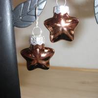 Weihnachtskugel-Ohrringe, Christbaumkugeln, Weihnachtskugeln, Ohrringe Sterne braun Bild 1