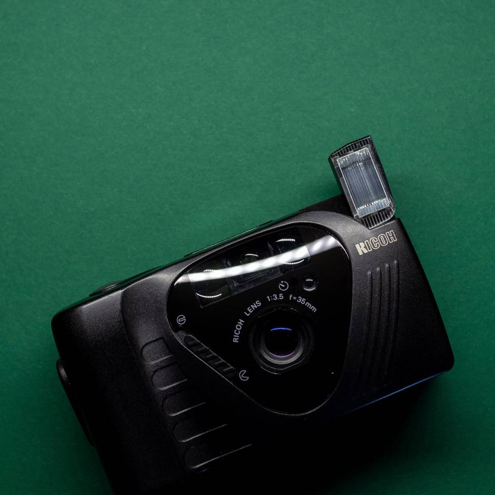 Ricoh FF-9 | 35mm-Kamera | FILMTESTED | sehr guter Zustand | schwarz | Point-and-Shoot Bild 1
